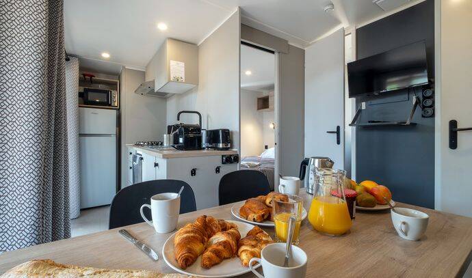 Mobil-home | Comfort | 3 Ch. | 6 pers. | Terrasse couverte | A/C 2