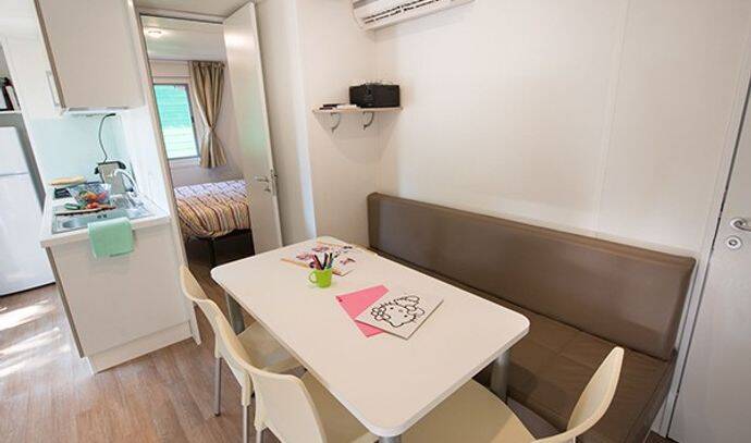 Mobil-home | Comfort | 3 Ch. | 6 pers. | Terrasse surélevée non couverte | A/C 1