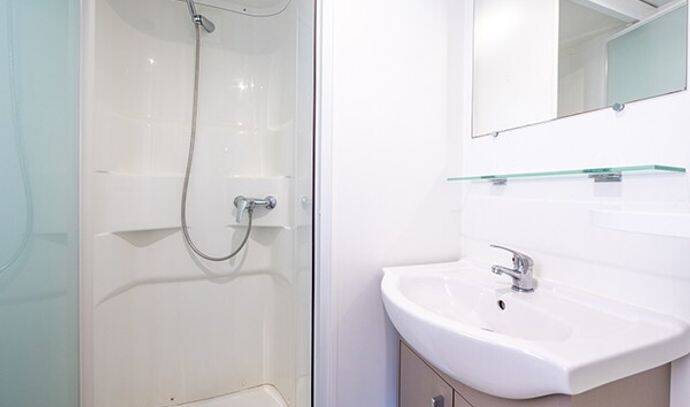Mobil-home | Comfort | 3 Ch. | 6 pers. | Terrasse surélevée non couverte | A/C 5