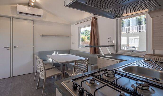 Mobil-home | Comfort | 3 Ch. | 6 pers. | Terrasse surélevée | A/C 2