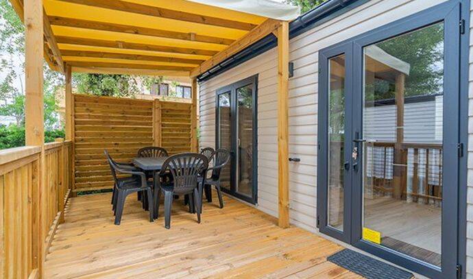 Mobil-home | Comfort | 3 Ch. | 6 pers. | Terrasse surélevée | A/C 1