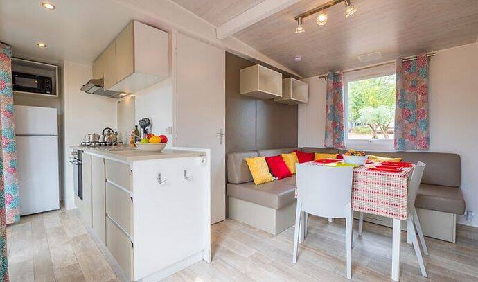 Mobil-home | Comfort | 3 Ch. | 6 pers. | Terrasse surélevée | A/C 2