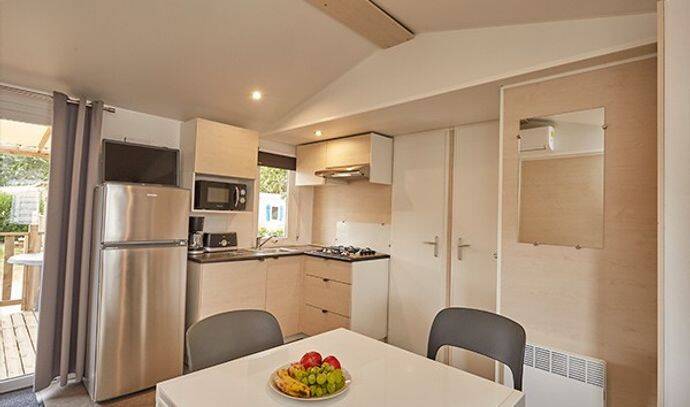 Mobil-home | Comfort | 3 Ch. | 6 pers. | Terrasse surélevée | TV 4