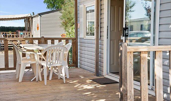 Mobil-home | Comfort | 3 Ch. | 6 pers. | Terrasse surélevée | TV 4