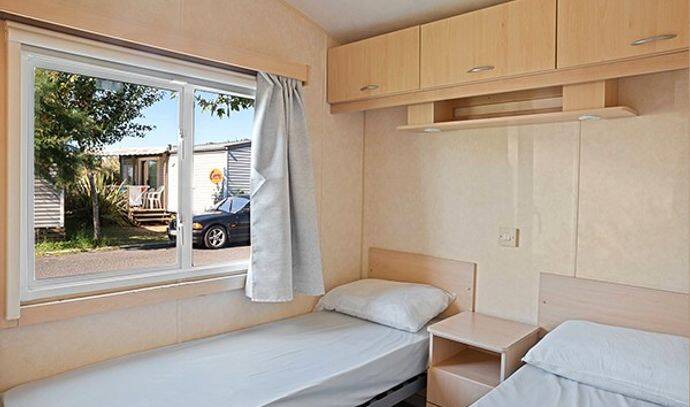 Mobil-home | Comfort | 3 Ch. | 6 pers. | Terrasse surélevée | TV 16