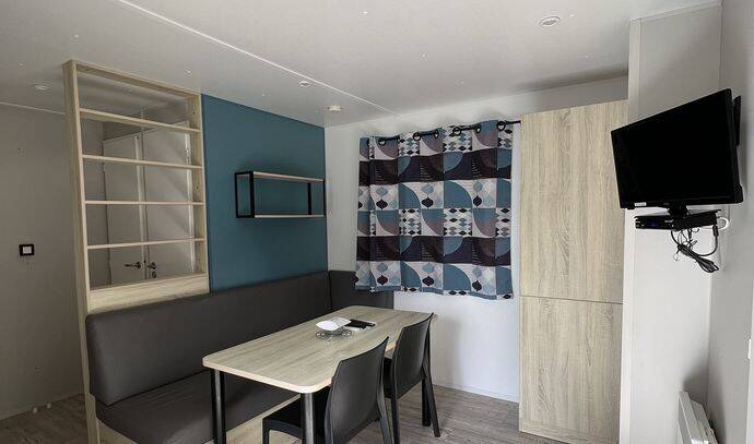 Mobil-home | Comfort | 3 Ch. | 6 pers. | Terrasse surélevée | TV 7