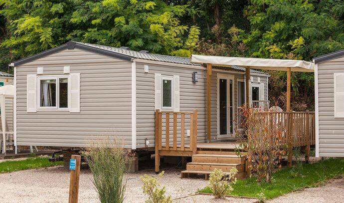 Mobil-home | Comfort | 3 Ch. | 6 pers. | Terrasse surélevée | A/C | TV 1
