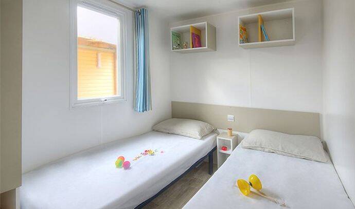 Mobil-home | Comfort | 3 Ch. | 6 pers. | Terrasse surélevée | A/C | TV 4
