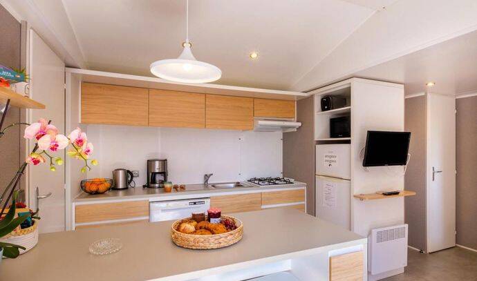 Mobil-home | Comfort | 3 Ch. | 6 pers. | Terrasse surélevée | A/C | TV 2