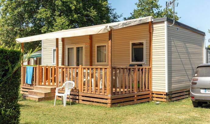 Mobil-home | Comfort | 3 Ch. | 6 pers. | Terrasse surélevée | A/C | TV 0