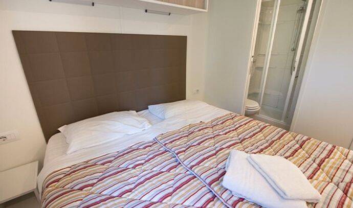 Mobil-home | Comfort | 3 Ch. | 6 pers. | Terrasse surélevée | A/C 3