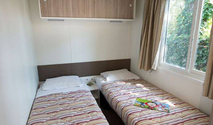 Mobil-home | Comfort | 3 Ch. | 6 pers. | Terrasse surélevée | A/C 4