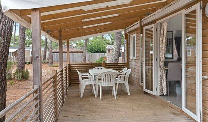 Mobil-home | Comfort | 3 Ch. | 6 pers. | Terrasse surélevée | A/C 1