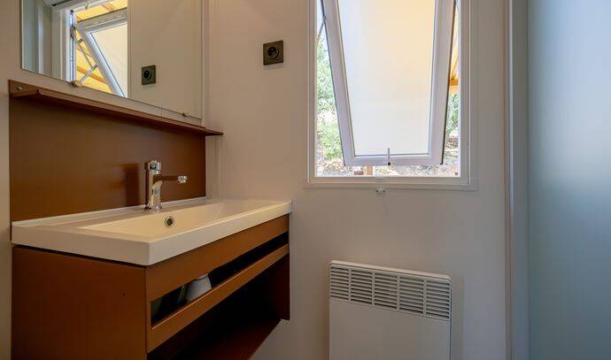 Mobil-home | Comfort | 3 Ch. | 6 pers. | Terrasse surélevée | A/C 5