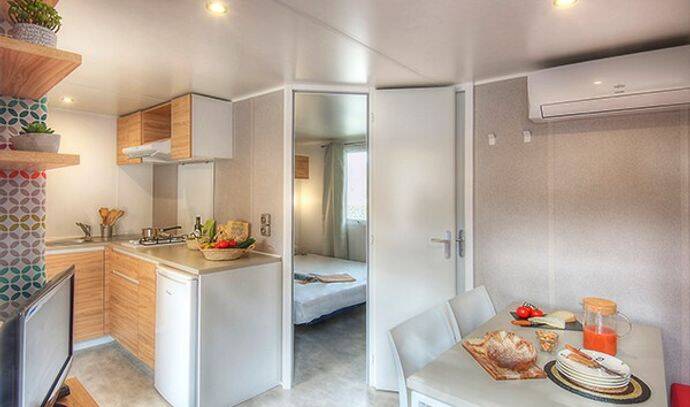 Mobil-home | Comfort | 3 Ch. | 6 pers. | Terrasse surélevée | A/C | TV 1