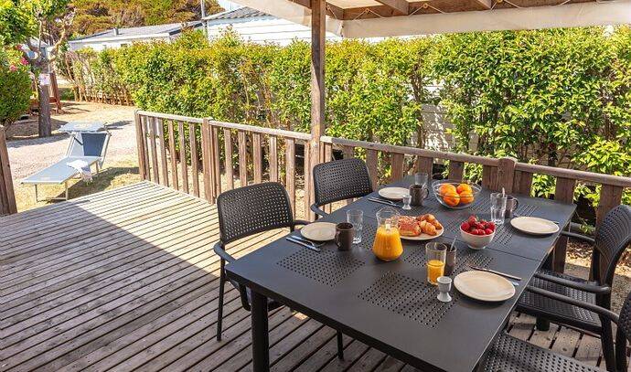 Mobil-home | Comfort | 3 Ch. | 6/8 pers. | Terrasse surélevée | A/C 1