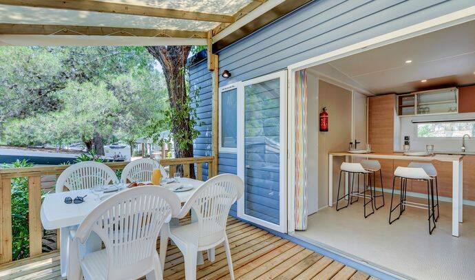 Mobil-home | Comfort XL | 3 Ch. | 6 pers. | Terrasse surélevée | A/C 1