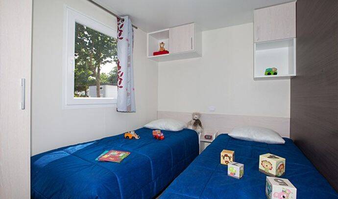 Mobil-home | Comfort XL | 3 Ch. | 6 pers. | Terrasse surélevée | A/C | TV 4