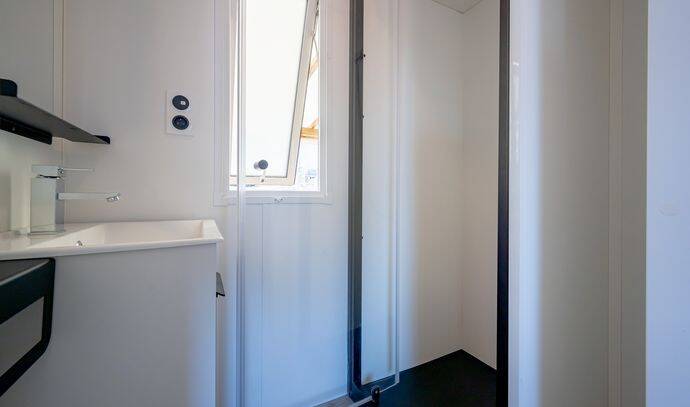 Mobil-home | Premium | 4 Ch. | 8 pers. | Terrasse Lounge | A/C | TV 12