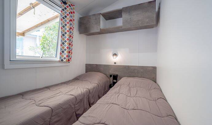 Mobil-home | Premium | 4 Ch. | 8 pers. | Terrasse Lounge | A/C | TV 8