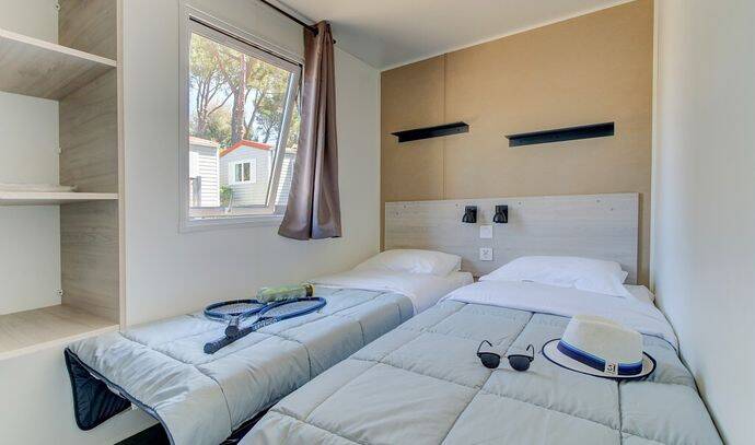 Mobil-home | Premium | 2 Ch. | 4 pers. | Terrasse surélevée | A/C 3