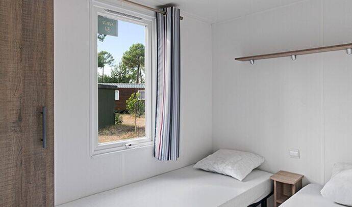 Mobil-home | Premium | 2 Ch. | 4 pers. | Terrasse surélevée | A/C 5