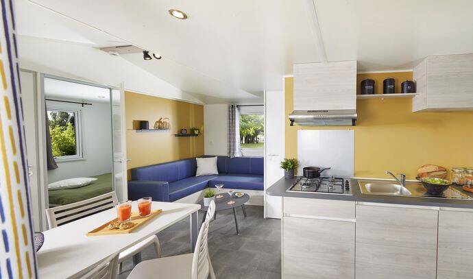 Mobil-home | Premium | 3 Ch. | 6 pers. | Terrasse surélevée | A/C | TV 2