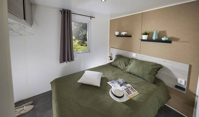 Mobil-home | Premium | 3 Ch. | 6 pers. | Terrasse surélevée | A/C | TV 4