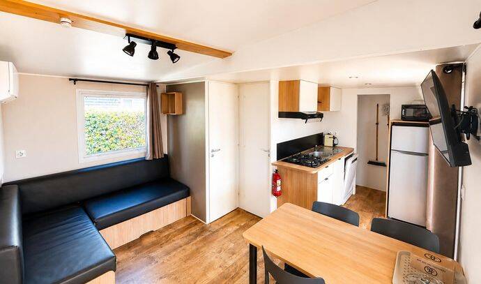 Mobil-home | Premium | 2 Ch. | 4 pers. | Terrasse surélevée | A/C | TV 1
