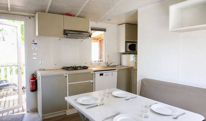 Mobil-home | Premium | 2 Ch. | 4 pers. | Terrasse surélevée | A/C | TV 2