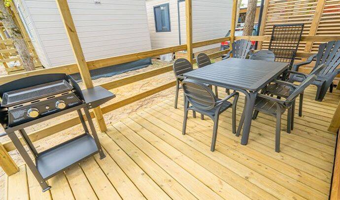 Mobil-home | Premium | 2 Ch. | 4 pers. | Terrasse surélevée | A/C | TV 3