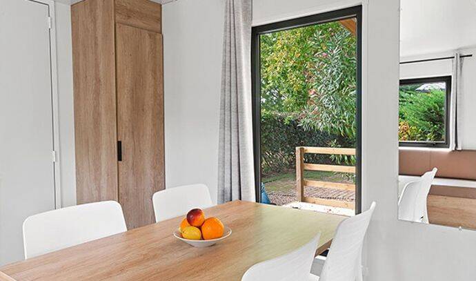 Mobil-home | Premium | 2 Ch. | 4 pers. | Terrasse surélevée | A/C | TV 2