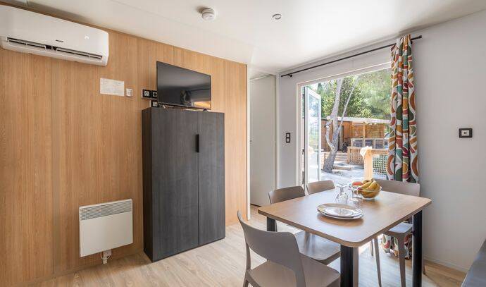 Mobil-home | Premium | 2 Ch. | 4 pers. | Terrasse surélevée | A/C | TV 3