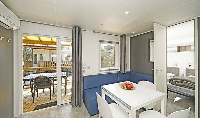 Mobil-home | Premium | 3 Ch. | 6 pers. | Terrasse surélevée | A/C 2