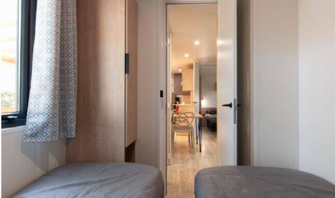 Mobil-home | Premium | 3 Ch. | 6 pers. | Terrasse couverte | A/C | TV 5