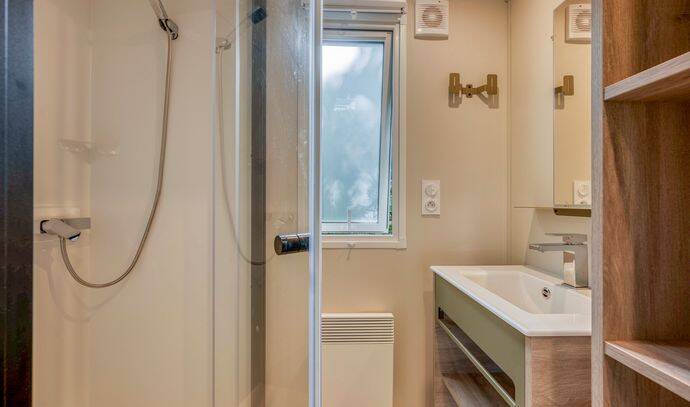 Mobil-home | Premium | 3 Ch. | 6 pers. | Terrasse couverte | A/C | TV 14