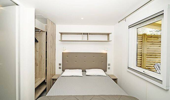 Mobil-home | Premium | 3 Ch. | 6 pers. | Terrasse surélevée | A/C 5