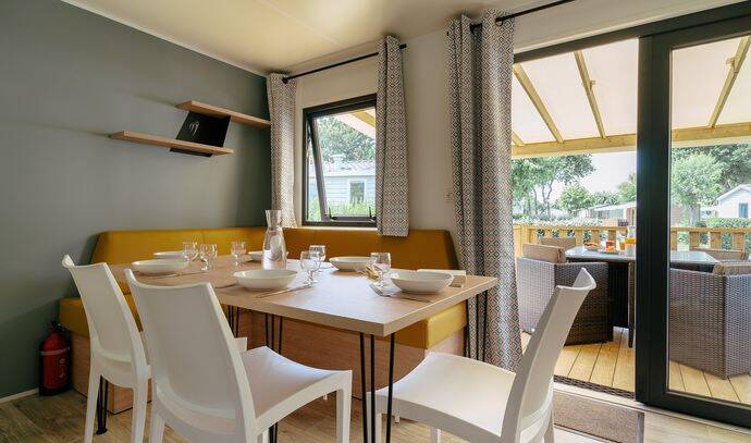 Mobil-home | Premium | 3 Ch. | 6 pers. | Terrasse surélevée | A/C | TV 6