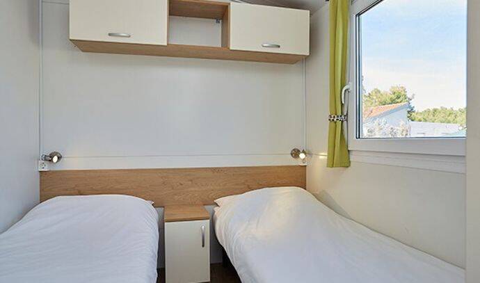 Mobil-home | Premium | 3 Ch. | 6 pers. | Terrasse surélevée | A/C 5