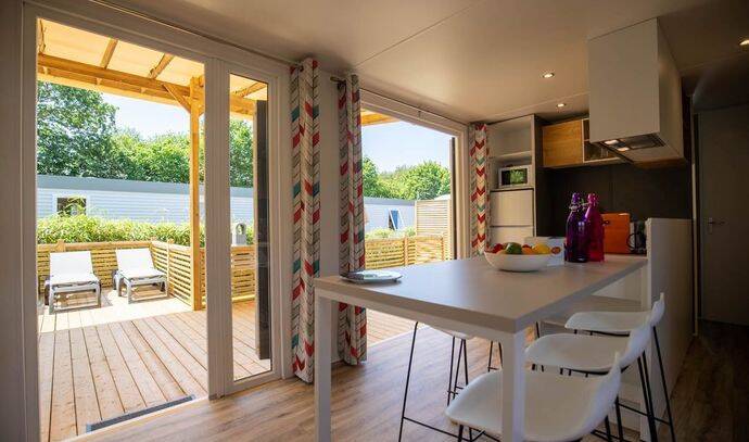 Mobil-home | Premium | 3 Ch. | 6 pers. | Terrasse surélevée | TV 4