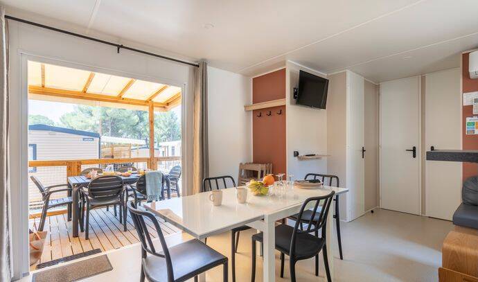Mobil-home | Premium | 3 Ch. | 6 pers. | Terrasse surélevée | A/C | TV 4