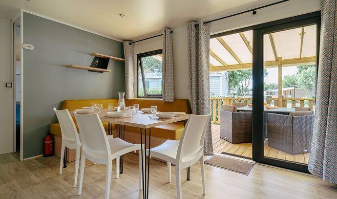 Mobil-home | Premium | 3 Ch. | 6 pers. | Terrasse surélevée | A/C 3