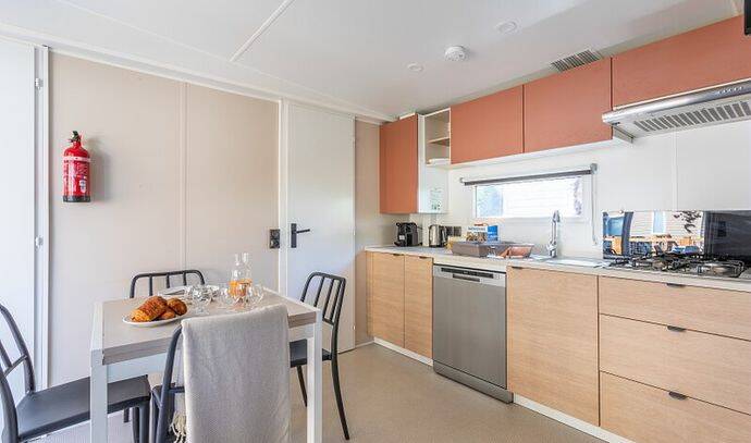 Mobil-home | Premium | 3 Ch. | 6 pers. | Terrasse Lounge | A/C | TV 3