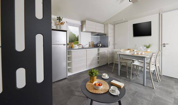 Mobil-home | Premium | 3 Ch. | 6 pers. | Terrasse Lounge | A/C | TV 3