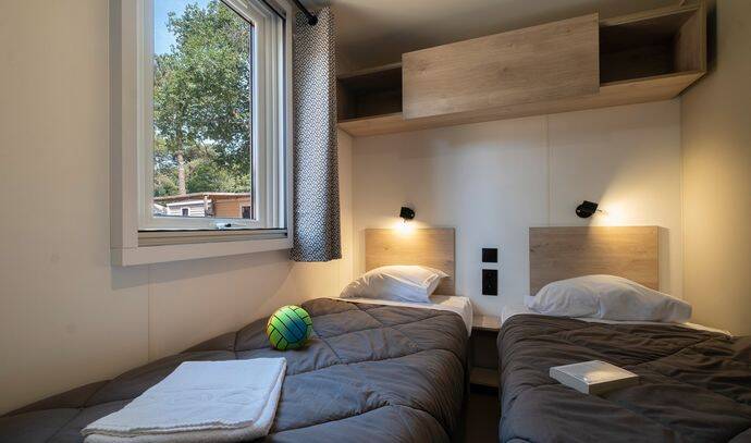 Mobil-home | Premium | 3 Ch. | 6 pers. | Terrasse Lounge | A/C | TV 6