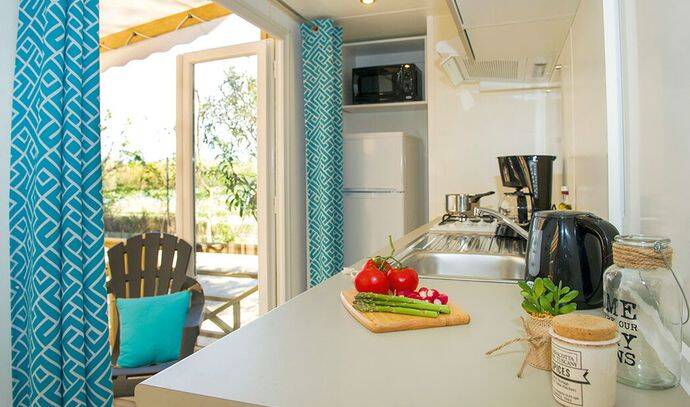 Mobil-home | Premium | 3 Ch. | 6/8 pers. | Terrasse surélevée | A/C 3