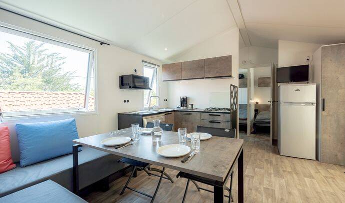 Mobil-home | Premium | 4 Ch. | 8 pers. | Terrasse Lounge | A/C | TV 6