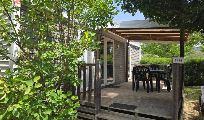 Mobil-home | Ultimate | 2 Ch. | 4 pers. | Terrasse surélevée | A/C | TV 1