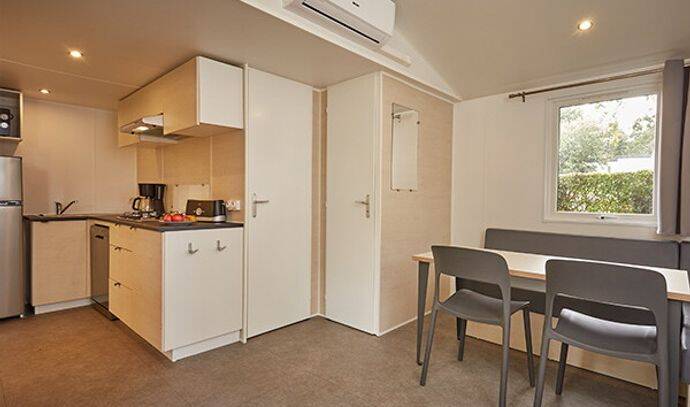 Mobil-home | Ultimate | 3 Ch. | 6 pers. | Terrasse surélevée non couverte | A/C | TV 1