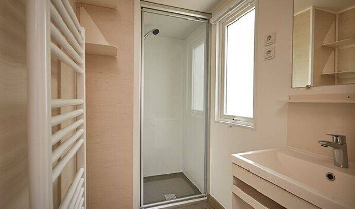 Mobil-home | Ultimate | 3 Ch. | 6 pers. | Terrasse surélevée | A/C 5